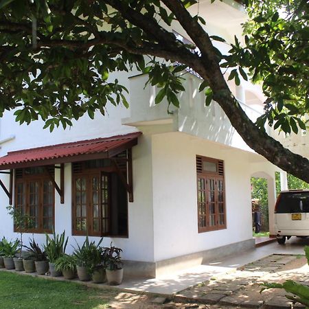 Apartmán The Dalawella Porch House Galle Exteriér fotografie